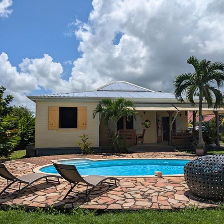 Charmante Villa Creole Climatisee, Jardin Tropical Et Piscine Prives Lamentin 외부 사진