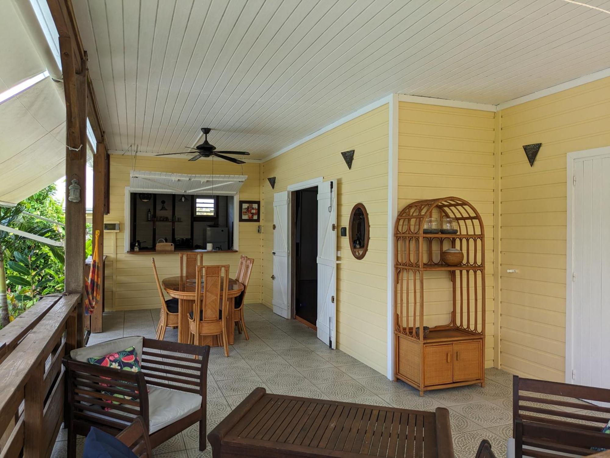 Charmante Villa Creole Climatisee, Jardin Tropical Et Piscine Prives Lamentin 외부 사진